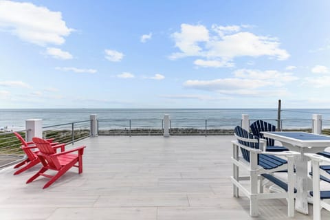 Studio (3 Bedrooms) | Front of property