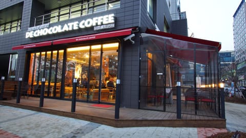 Cafe