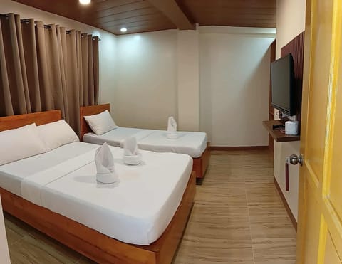 Standard Twin Room | Free WiFi, bed sheets