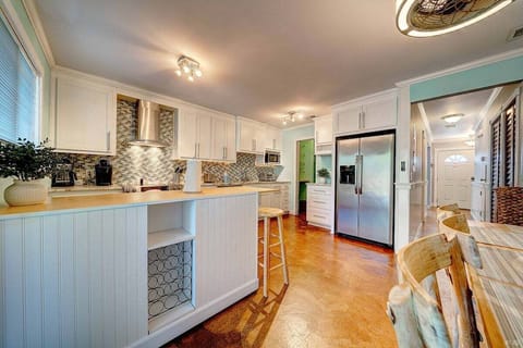 Updated, fully equipped kitchen
