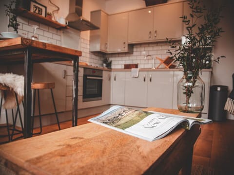 Deck, Shade, Hardwood, Outdoor Furniture, Balcony, Plank, Eco Hotel, Swimming Pool, Wood Flooring, Resort