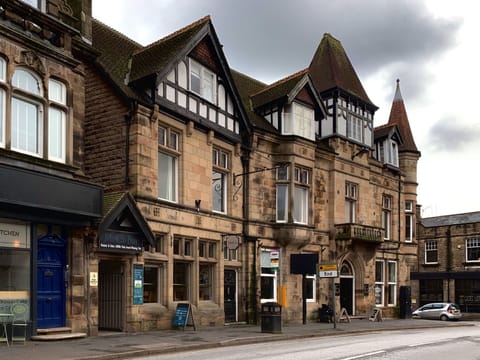 Deck, Shade, Hardwood, Outdoor Furniture, Balcony, Plank, Eco Hotel, Swimming Pool, Wood Flooring, Resort