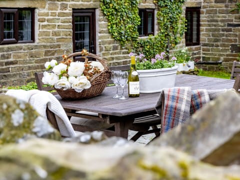 Deck, Shade, Hardwood, Outdoor Furniture, Balcony, Plank, Eco Hotel, Swimming Pool, Wood Flooring, Resort