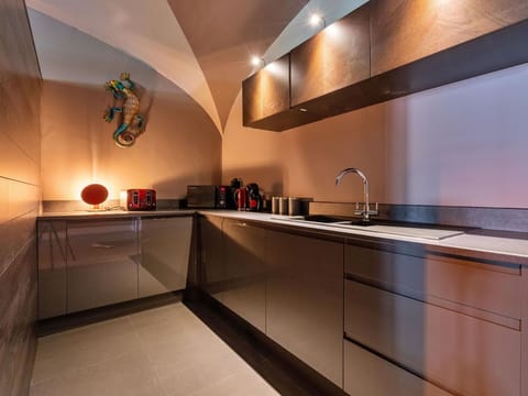 Deck, Shade, Hardwood, Outdoor Furniture, Balcony, Plank, Eco Hotel, Swimming Pool, Wood Flooring, Resort