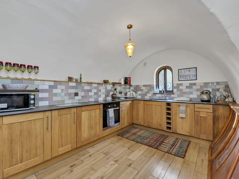 Deck, Shade, Hardwood, Outdoor Furniture, Balcony, Plank, Eco Hotel, Swimming Pool, Wood Flooring, Resort