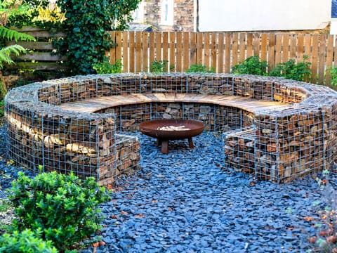 Apartment, Balcony, Shade, Marina, Hotel, Dock