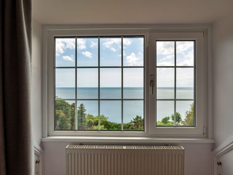 Apartment, Mountain Range, Valley, Alps, Hotel, Mountain Village