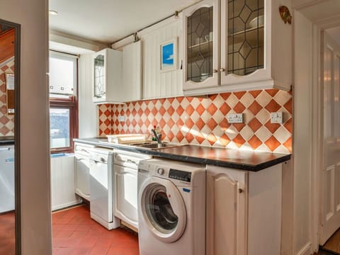 Apartment, Mountain Range, Valley, Alps, Hotel, Mountain Village