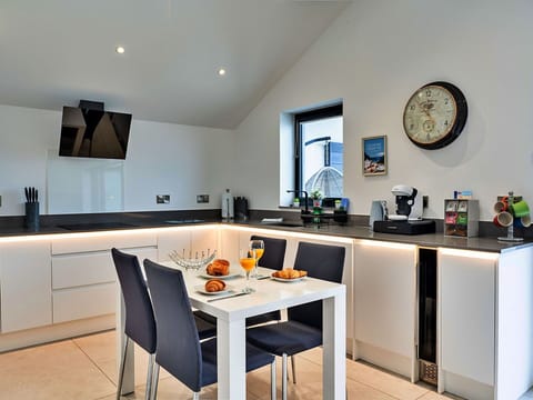 Apartment, Balcony, Shade, Marina, Hotel, Dock