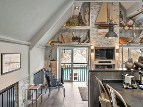 Apartment, Balcony, Shade, Marina, Hotel, Dock