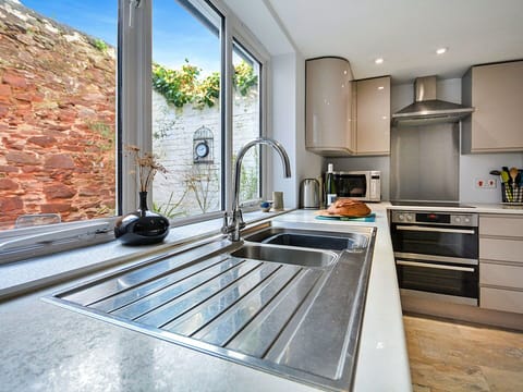 Apartment, Balcony, Shade, Marina, Hotel, Dock