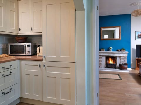 Apartment, Balcony, Shade, Marina, Hotel, Dock