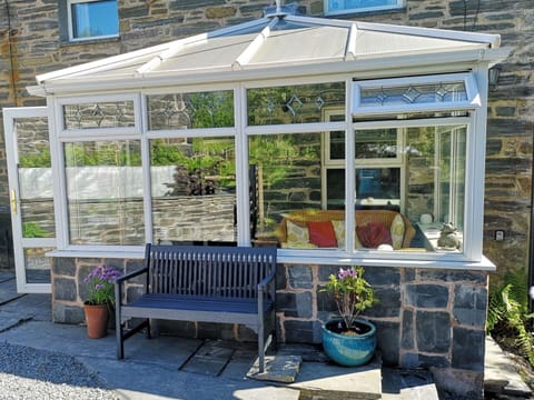 Apartment, Balcony, Shade, Marina, Hotel, Dock