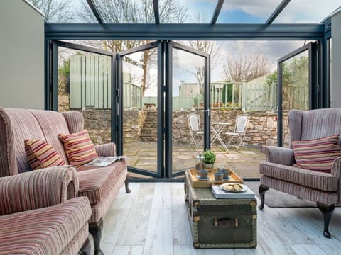 Apartment, Balcony, Shade, Marina, Hotel, Dock