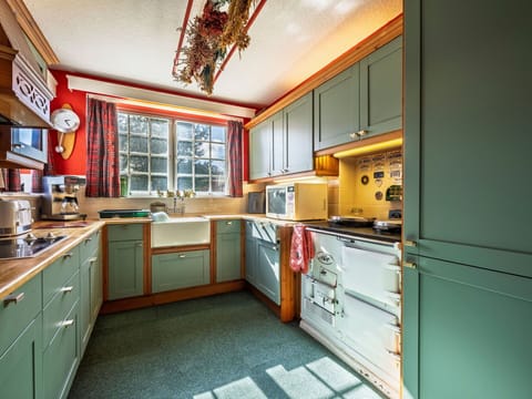 Apartment, Balcony, Shade, Marina, Hotel, Dock