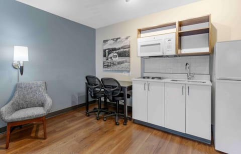 Desk, blackout drapes, iron/ironing board, free WiFi