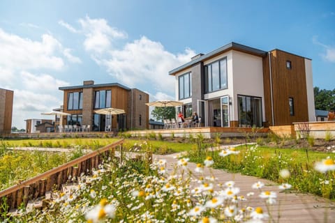 Vakantiepark Aan de Maas - Pavilion l'etage Sauna 10 - garden