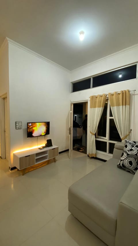 Deluxe House | Living area