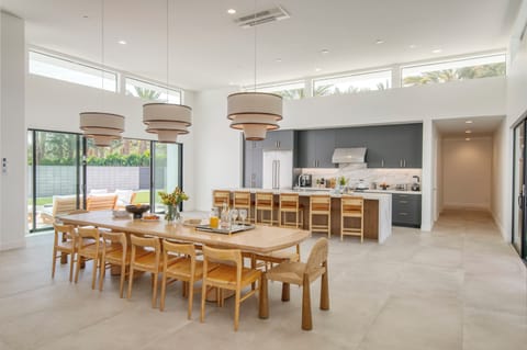 Kitchen and dining area. (Polo Villa 16)