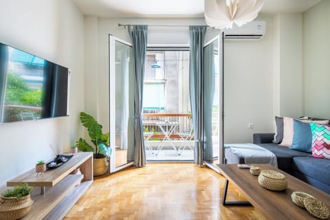 Apartment, 1 Bedroom, Kitchen, City View | Living room | 53-inch Smart TV with digital channels, streaming services