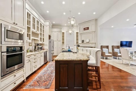 Open Kitchen Floor Plan leading into Living Room