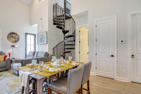 Cottage (2 Bedrooms) | Interior