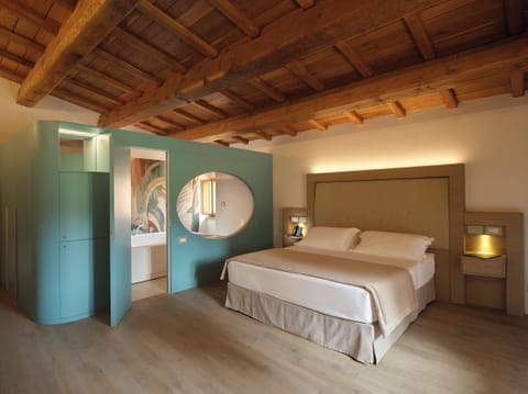 Superior suite con sauna, bagno turco, doccia emozionale e vasca idromassaggio privata | Premium bedding, minibar, in-room safe, desk