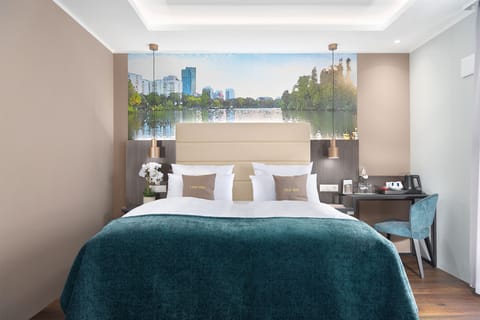 In-room safe, desk, blackout drapes, soundproofing