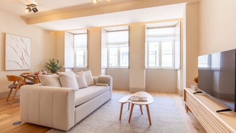 Bright, airy, and inviting—this open living space offers a perfect balance of comfort and style. Enjoy the natural light flooding in through the windows, ideal for both relaxation and entertainment. #ModernLiving #CozyVibes #NaturalLight