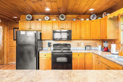 Fully equipped kitchen