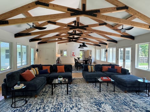 Living/sunroom