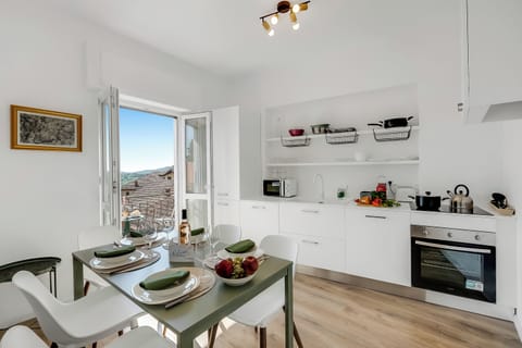 Kitchen and dining area