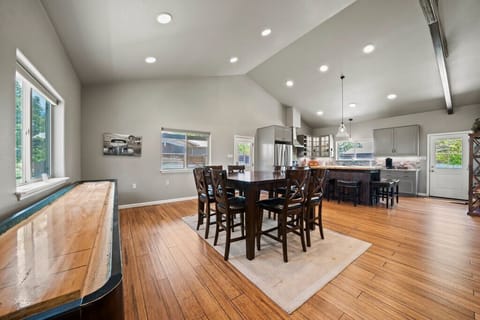 Our open floor concept living area invites you to relax, connect, and unwind — with seamless flow between the kitchen, dining, and lounging spaces.