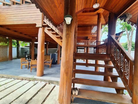 House, 3 Bedrooms, Smoking, Balcony | Terrace/patio