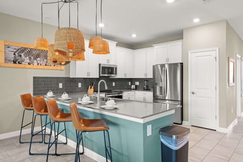 Additional counter seating 