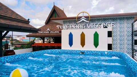 Rooftop pool
