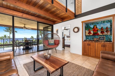Condo, Multiple Beds, Balcony, Ocean View (Country Club Villas 332) | Living area | 42-inch flat-screen TV with digital channels