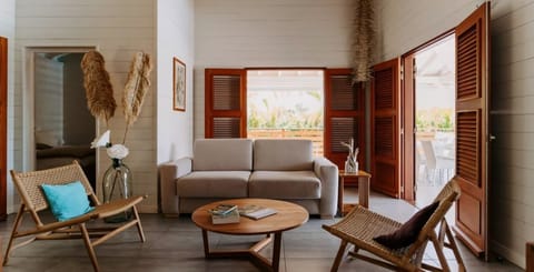 Comfort Villa, Private Pool, Garden View | Living area