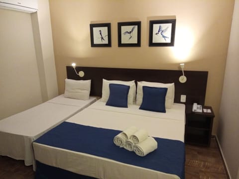 Superior Triple Room | Desk, laptop workspace, free WiFi