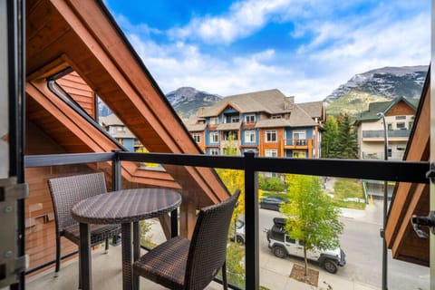 Fuel your adventure. Refresh with mountain air and views.
