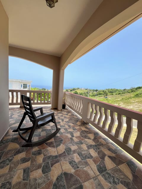 Family House, Ocean View | Balcony view