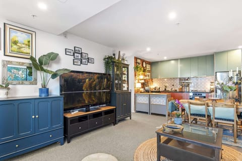 Living Area/Dining Area