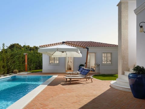 Swimming Pool, House, Home, Residential Area, Architecture, Roof, Door, Composite Material, Estate, Villa