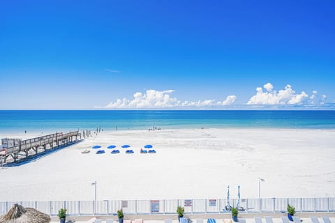 JC Resorts Sand Dollar 309 Balcony Indian Shores-2(2048 Pixels)2