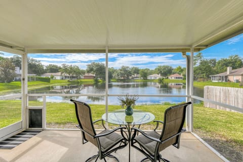 Whether it's a cup of coffee to start the day or a glass of wine to watch the sunset you'll love the screened lanai
