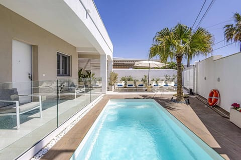 Villa Kennedy image