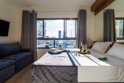 Apartment | Blackout drapes, iron/ironing board, free WiFi