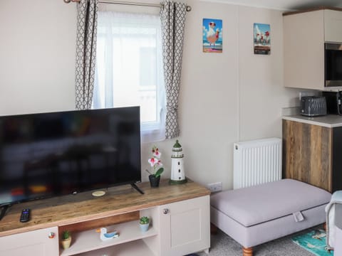 Open plan living space | The Laughing Seagull, Aber Bay, near Clarach