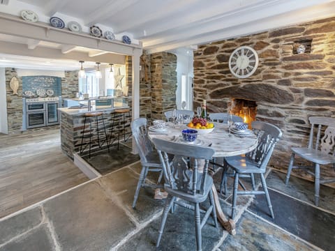 Dining Area | Penda, Portscatho