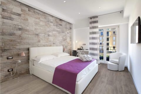 Suite | Premium bedding, minibar, in-room safe, individually decorated